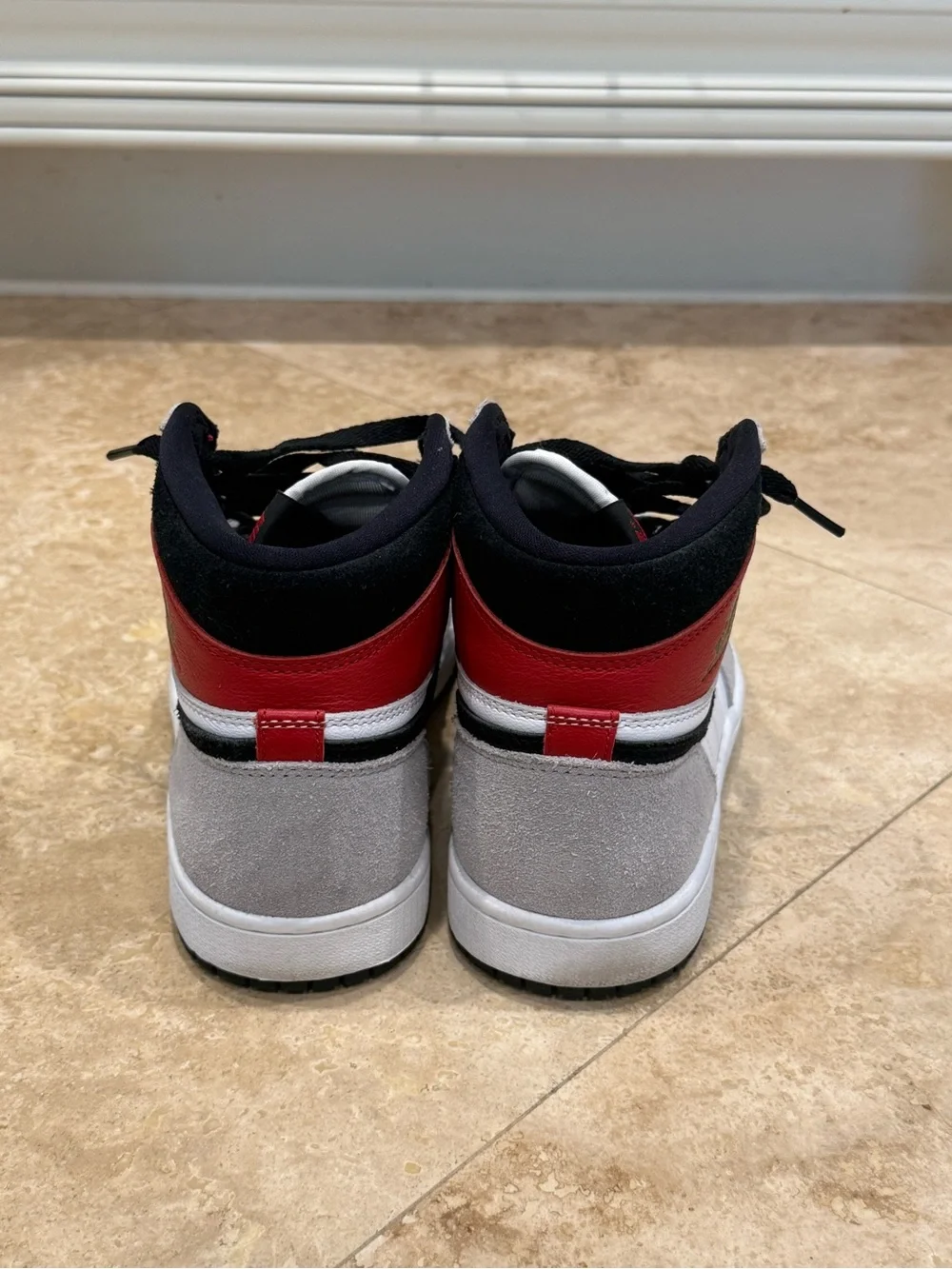 Nike Men's Retro 1 High Light Smoke Grey